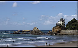 2560 x 1600 Biarritz Photo Wallpaper